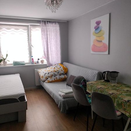 New Rooms 3Km To Centrum กดัญสก์ ภายนอก รูปภาพ